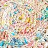 Detail háčkovaného vzorku z příze The Wool – Marshmallow